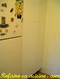 vue cuisine mur droit, réfrigérateur